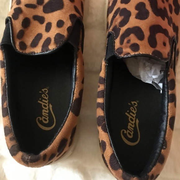 💮 SOLD 💮 Candie’s Leopard Print Slip-On Sneakers - Picture 3 of 4